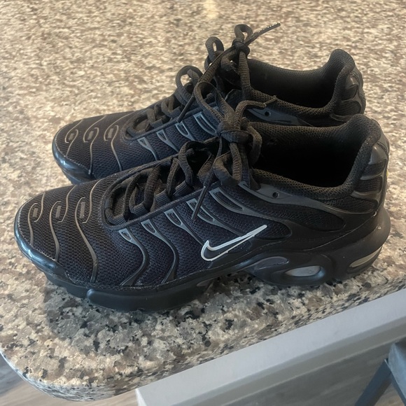 Nike Air Max Plus - Picture 4 of 5